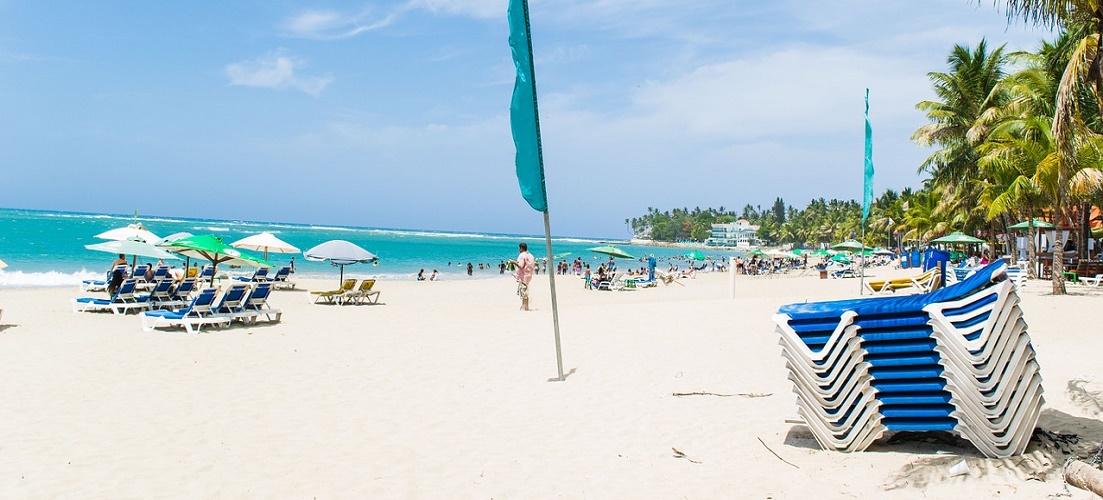 A popular beach in our Costa Del Sol travel guide 