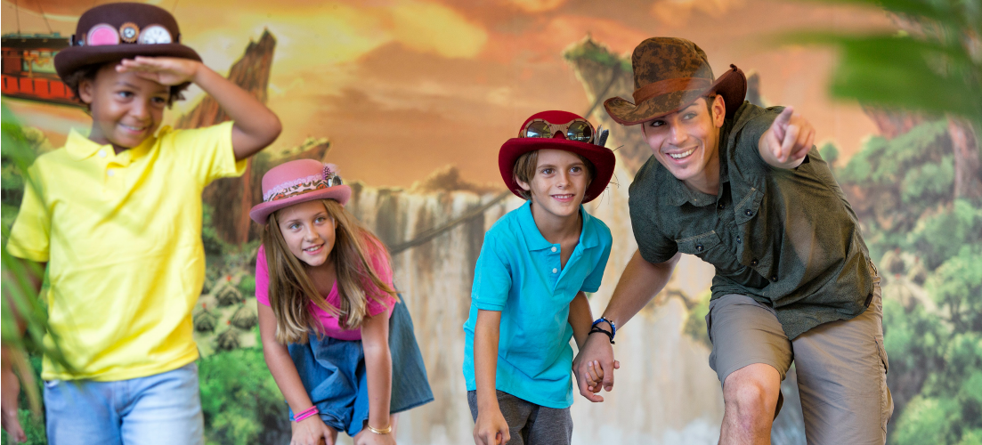 Entertainment team at Sol Pelicanos