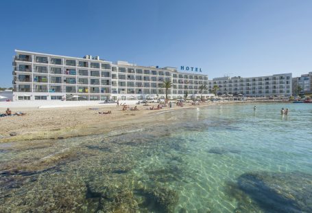 Affordable Ibiza dreams with Playasol