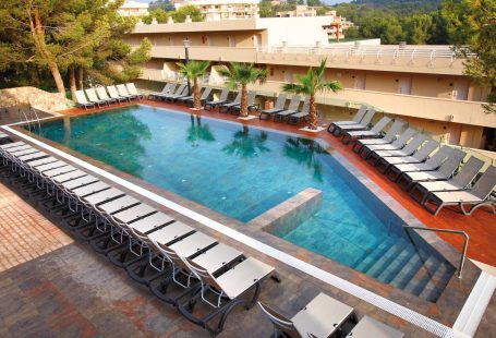 Last-minute Balearics breaks with Barcelo