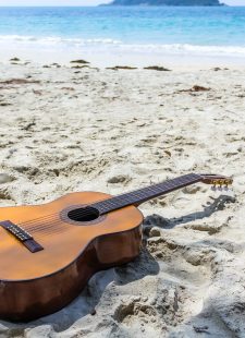 10 songs about sunny destinations that will brighten up your autumn