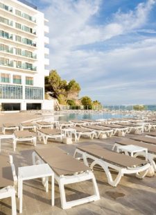 Get the inside scoop on Best Negresco in Cap Salou